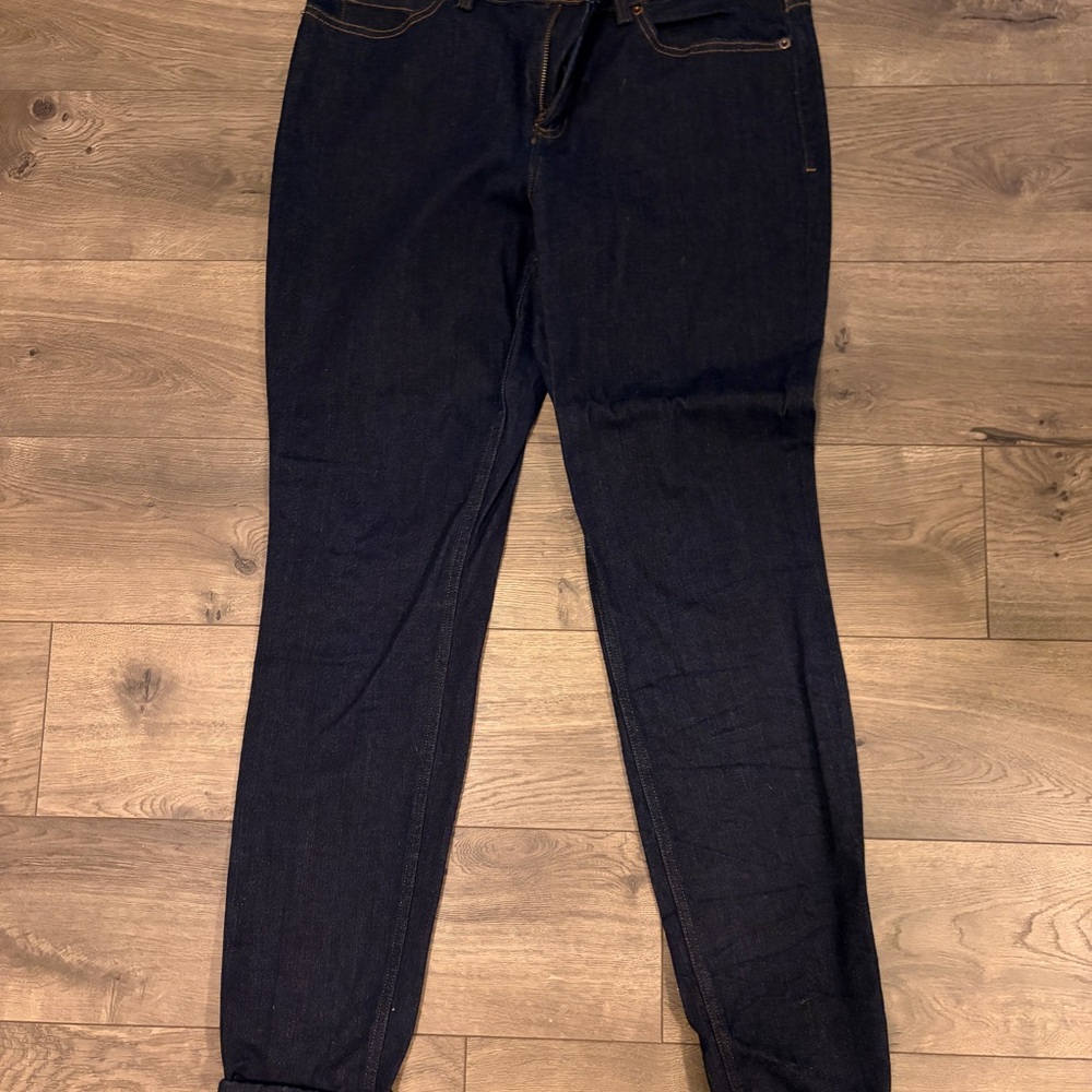 Duluth Trading Co Women's Navy Skinny Jeans
